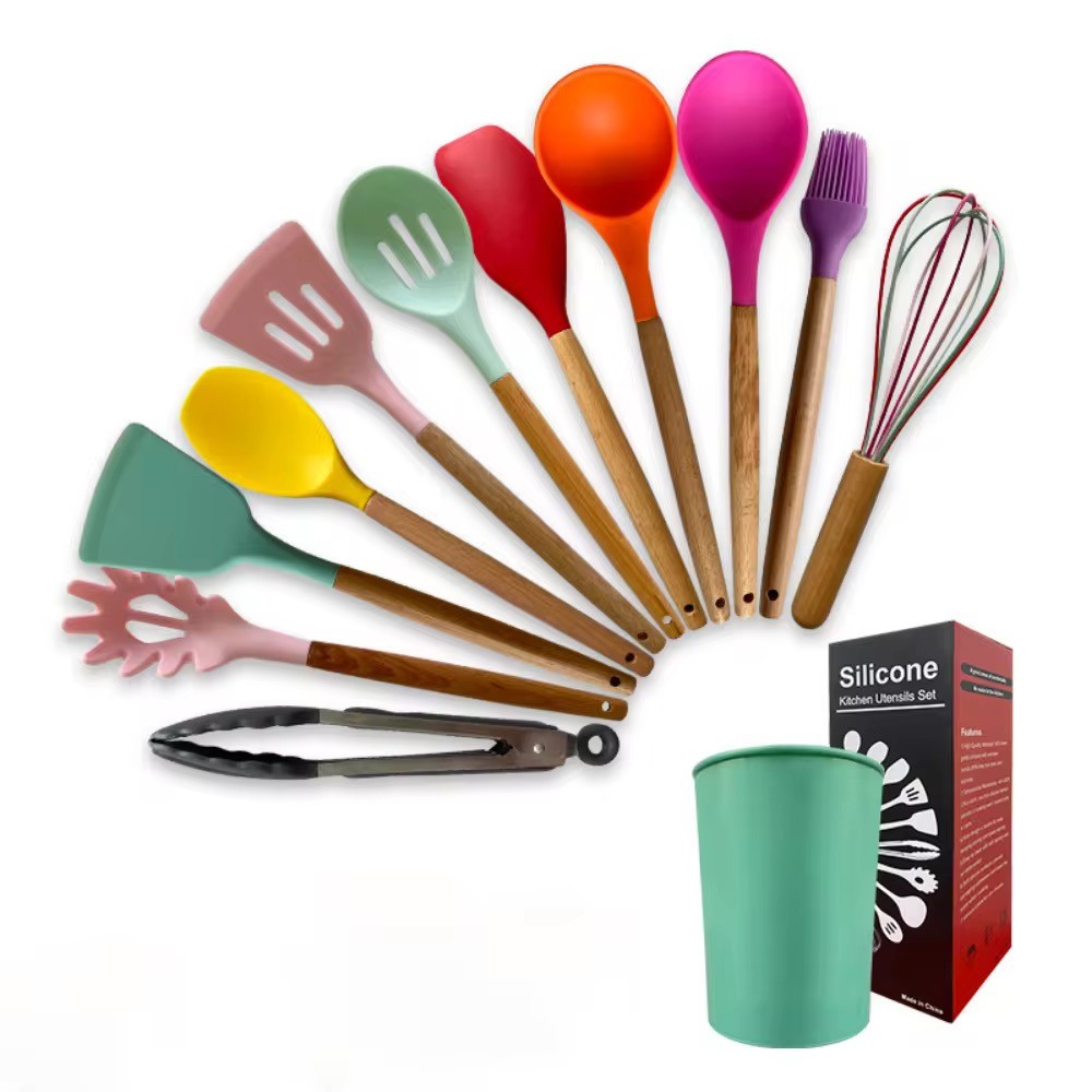 Set ustensile bucătărie profesional — silicon alimentar și mâner din lemn, 11 piese