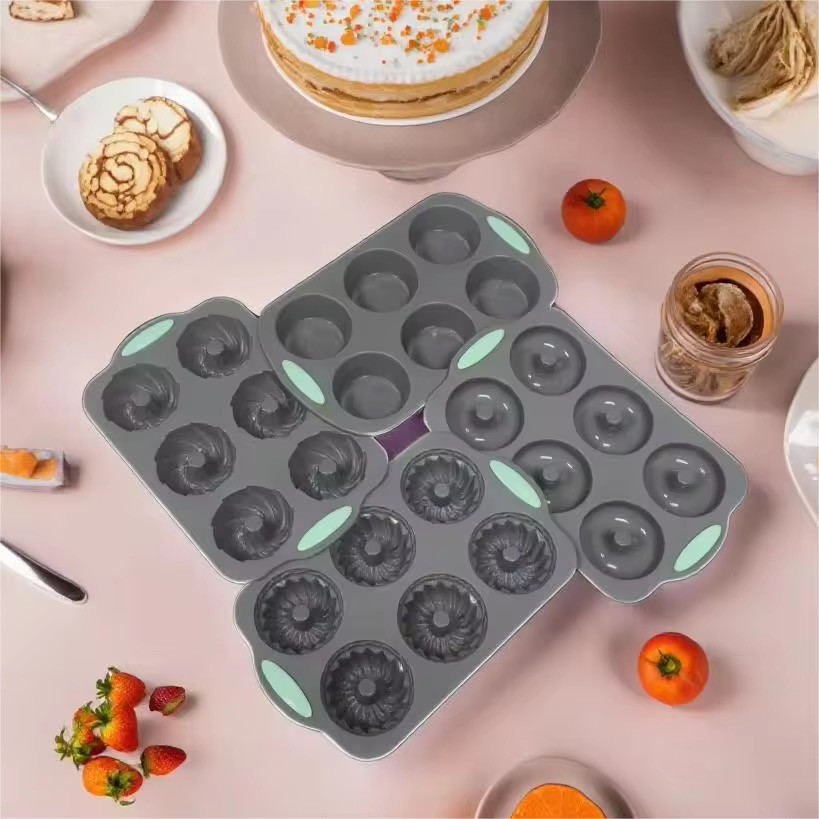 Tava profesionala din silicon – 6 mini tarte (Pumpkin Tart Pan