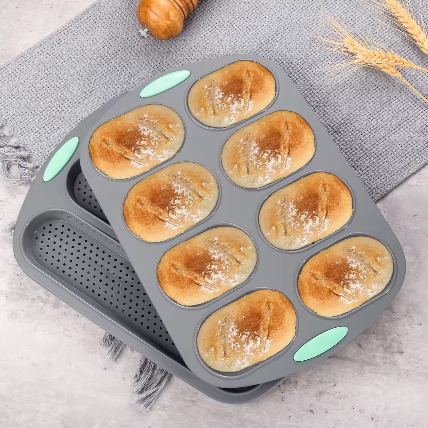 Tavă profesională din silicon – 8 chifle (Bread Roll Pan)